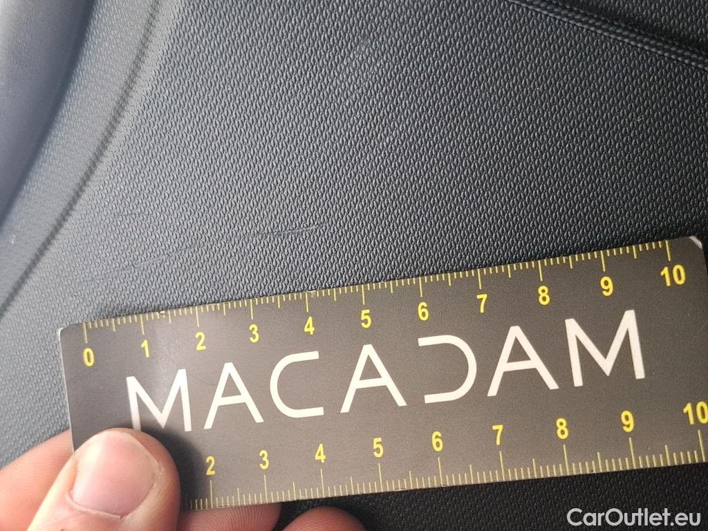  Ford  Kuga FORD  / 2019 / 5P / SUV 2.5 Duratec 225 ch PHEV eCVT Titanium #10