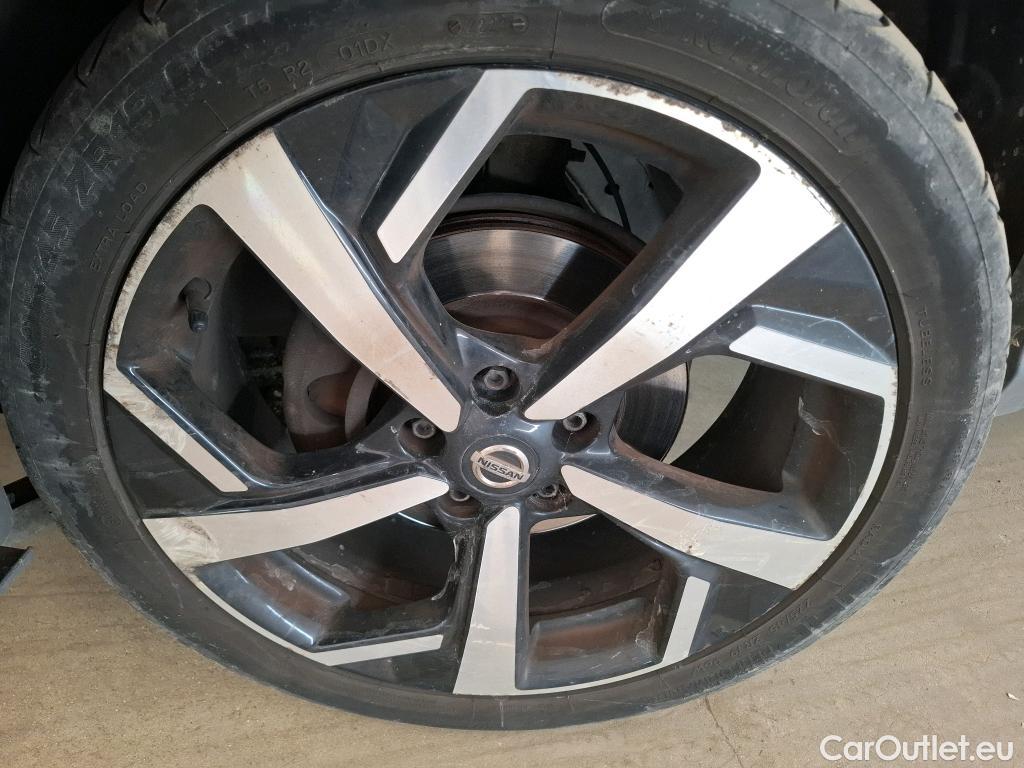  Nissan  Qashqai NISSAN  / 2017 / 5P / Crossover 1.3 DIG-T 140 Tekna #31