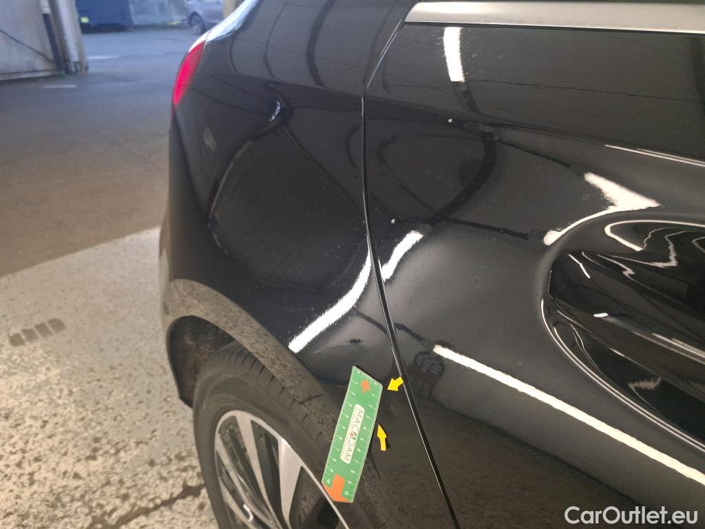  Mercedes  A-Klasse MERCEDES-BENZ Classe A Compact / 2018 / 5P / Berline A 200 d Business Line 8G-DCT #20