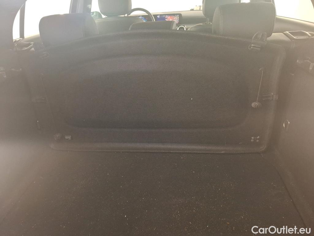  Mercedes  A-Klasse MERCEDES-BENZ Classe A Compact / 2018 / 5P / Berline A 200 d Business Line 8G-DCT #1