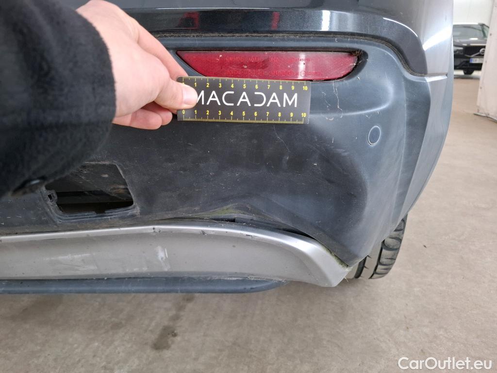  Nissan  Qashqai NISSAN  / 2017 / 5P / Crossover 1.3 DIG-T 140 Tekna #29