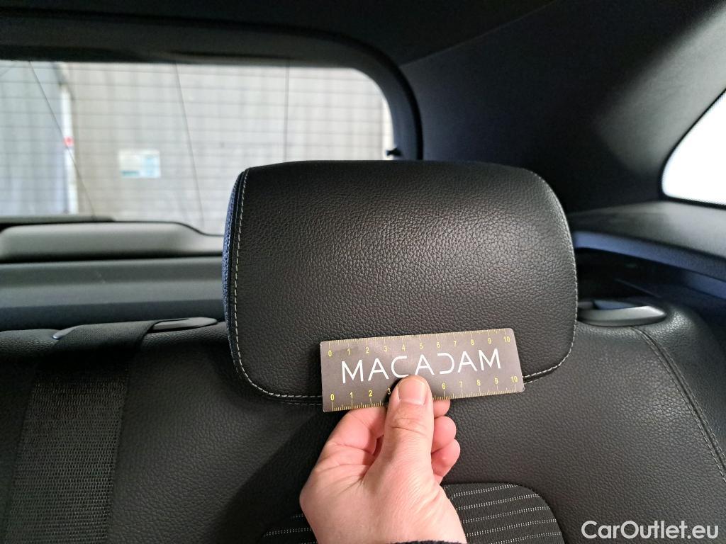  Mercedes  GLA MERCEDES-BENZ  / 2020 / 5P / SUV 2.0  200 D BUSINESS LINE DCT #24