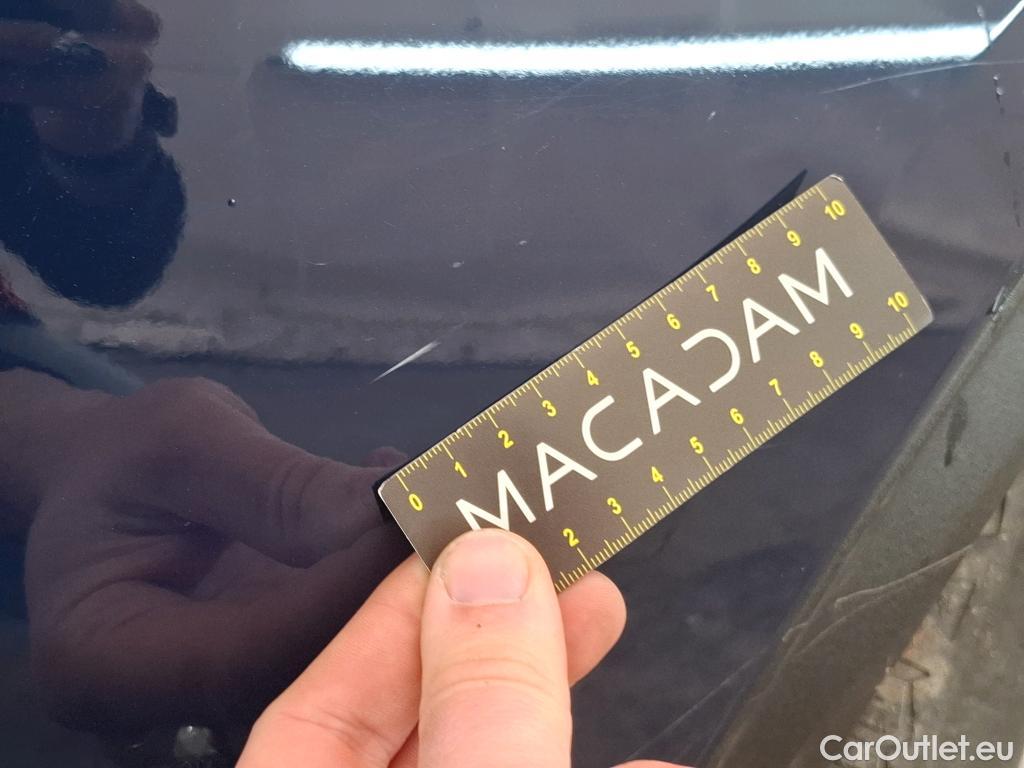  Ford  Kuga FORD  / 2019 / 5P / SUV 2.5 Duratec 225 ch PHEV eCVT Titanium #8