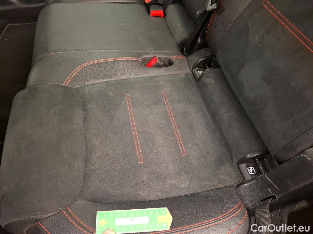  Mercedes  GLB MERCEDES-BENZ  / 2019 / 5P / SUV  200 d AMG Line #49