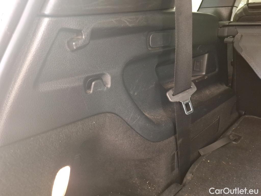  Mercedes  GLB MERCEDES-BENZ  / 2019 / 5P / SUV  200 d AMG Line #52