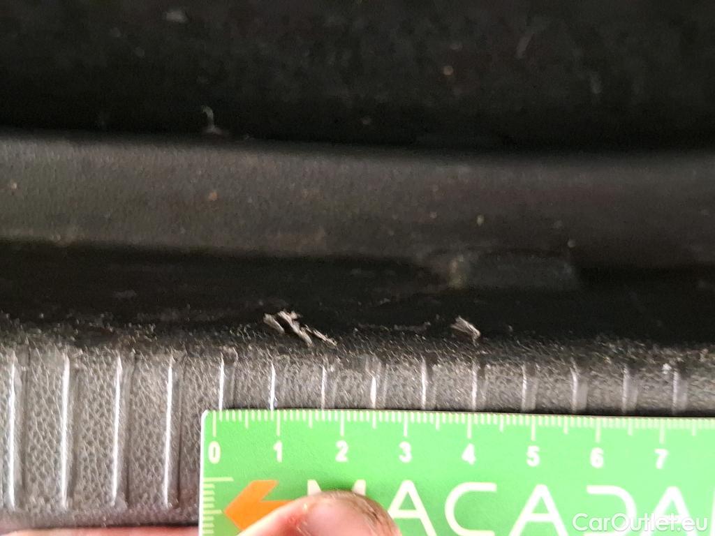  Opel   Grandland X Grandland X Elegance Business 1.5 130CV BVA8 E6d #22