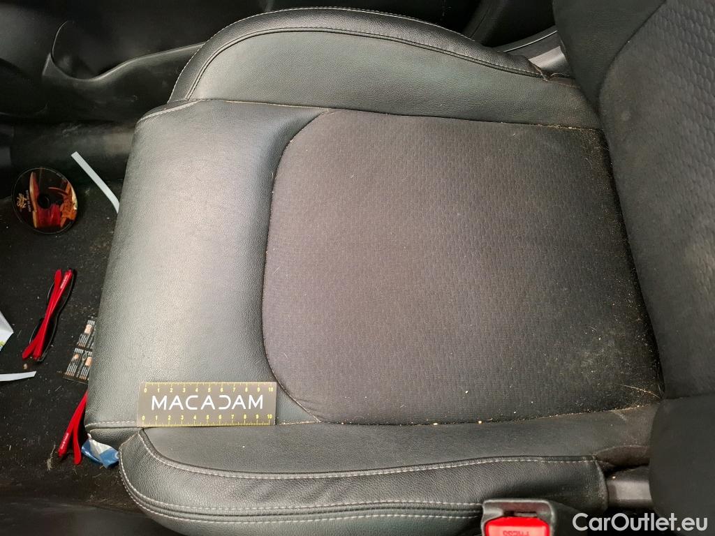  Nissan  Qashqai NISSAN  / 2017 / 5P / Crossover 1.3 DIG-T 140 Tekna #69