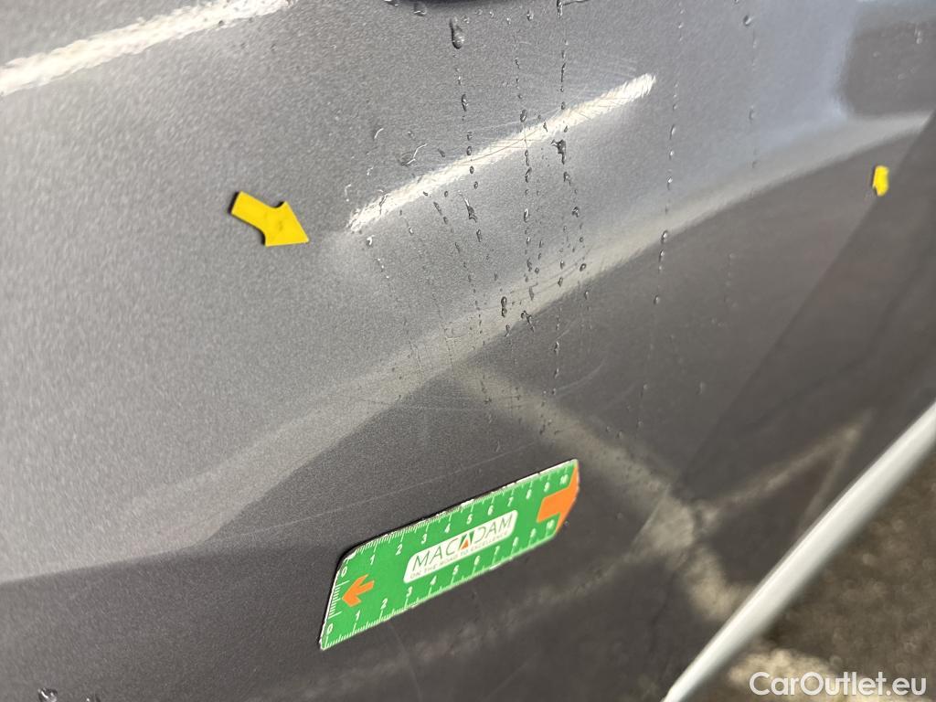  Peugeot  2008  Allure Business 1.5 HDi 130CV BVA8 E6d #19