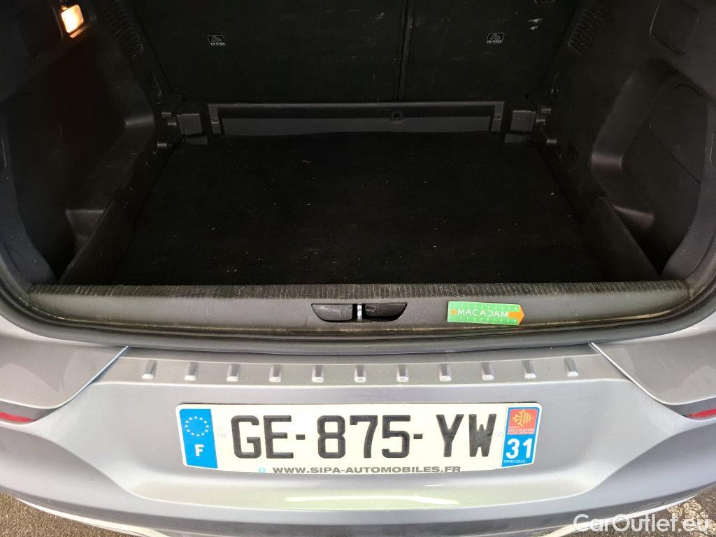  Opel   Grandland X Grandland X Elegance Business 1.5 130CV BVA8 E6d #21