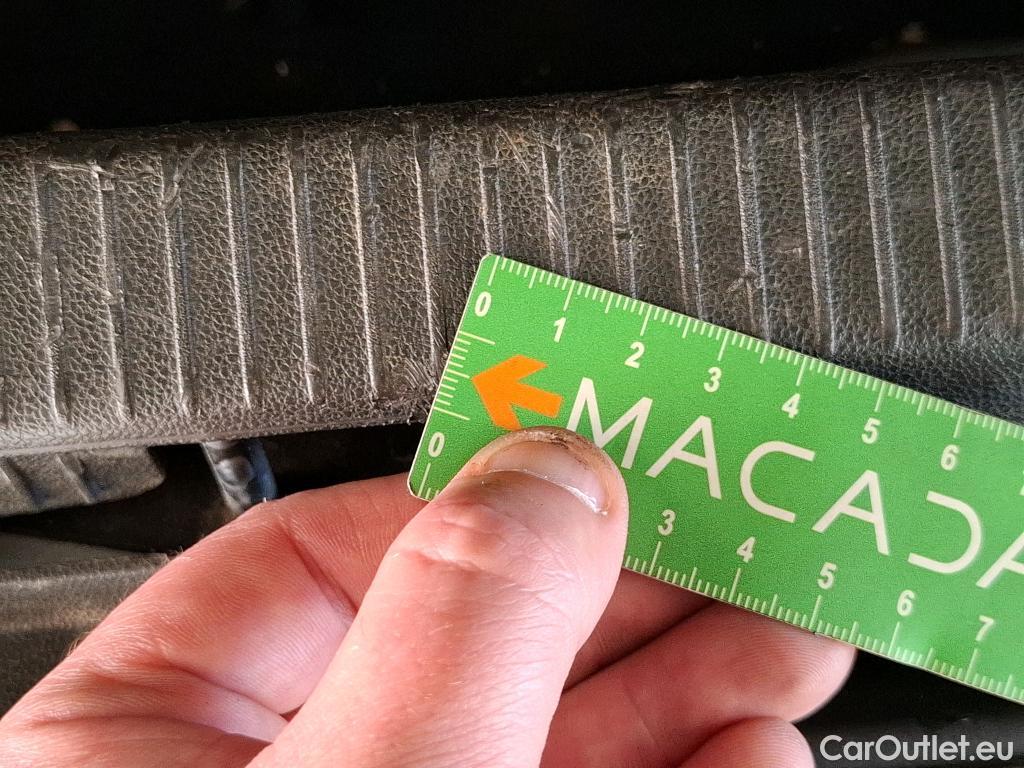  Opel   Grandland X Grandland X Elegance Business 1.5 130CV BVA8 E6d #25