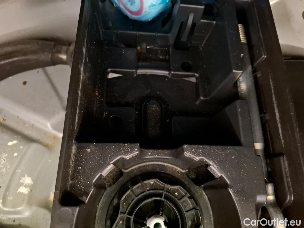  Opel   Grandland X Grandland X Elegance Business 1.5 130CV BVA8 E6d #6