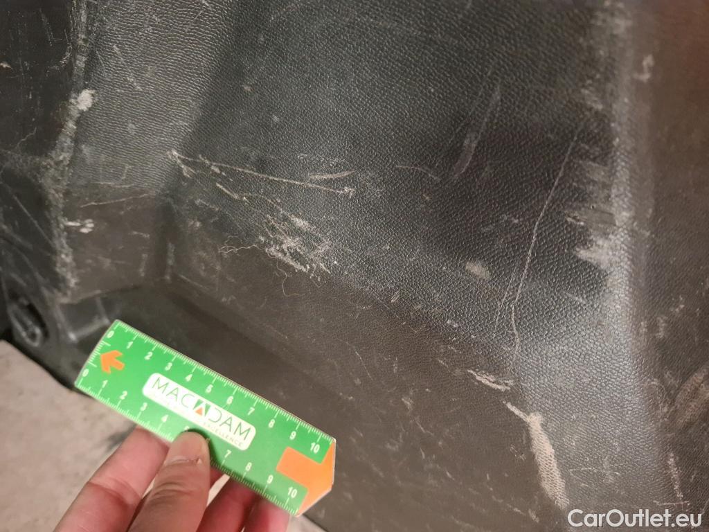  Peugeot  2008  Active Business 1.5 HDi 110CV BVM6 E6d #47