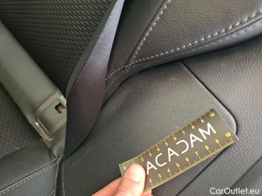  Nissan  Qashqai NISSAN  / 2017 / 5P / Crossover 1.3 DIG-T 140 Tekna #57