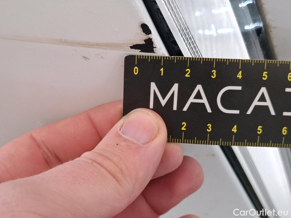  Peugeot  2008  Allure Pack 1.5 HDi 130CV BVA8 E6d #16