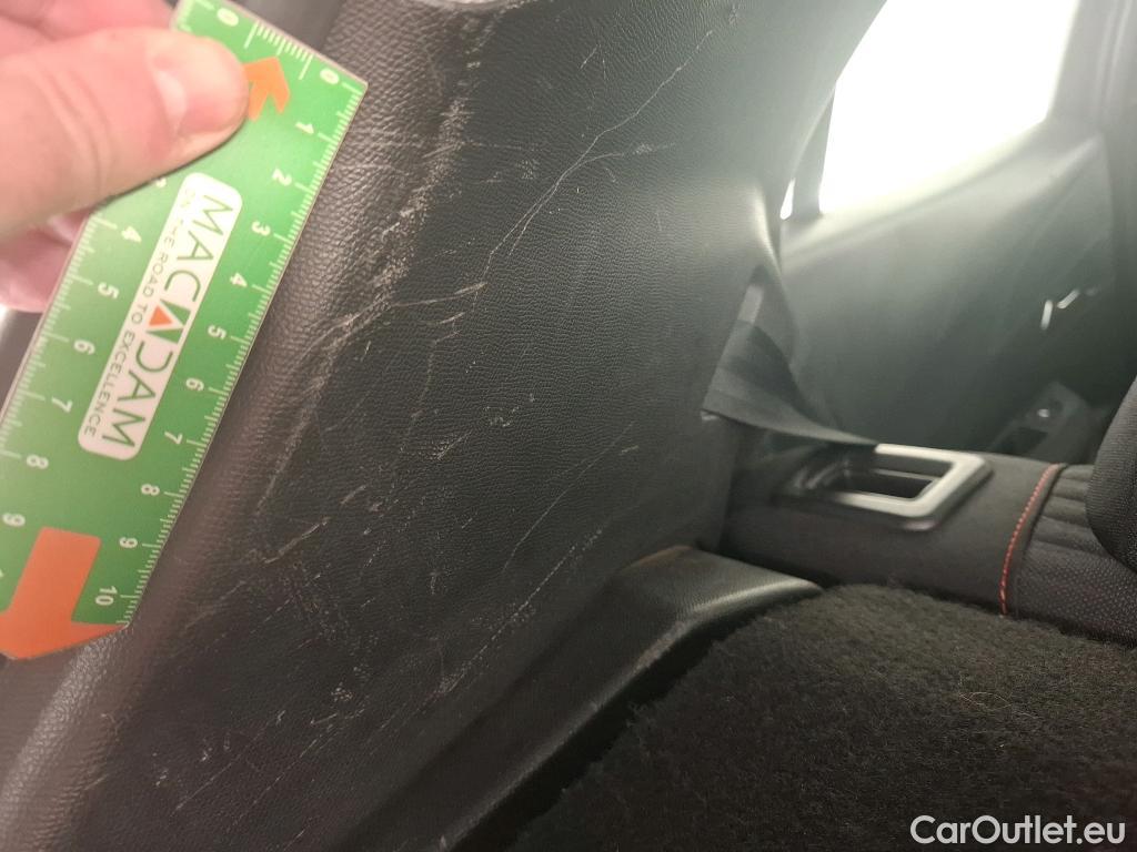  Peugeot  2008  Active Business 1.5 HDi 110CV BVM6 E6d #32