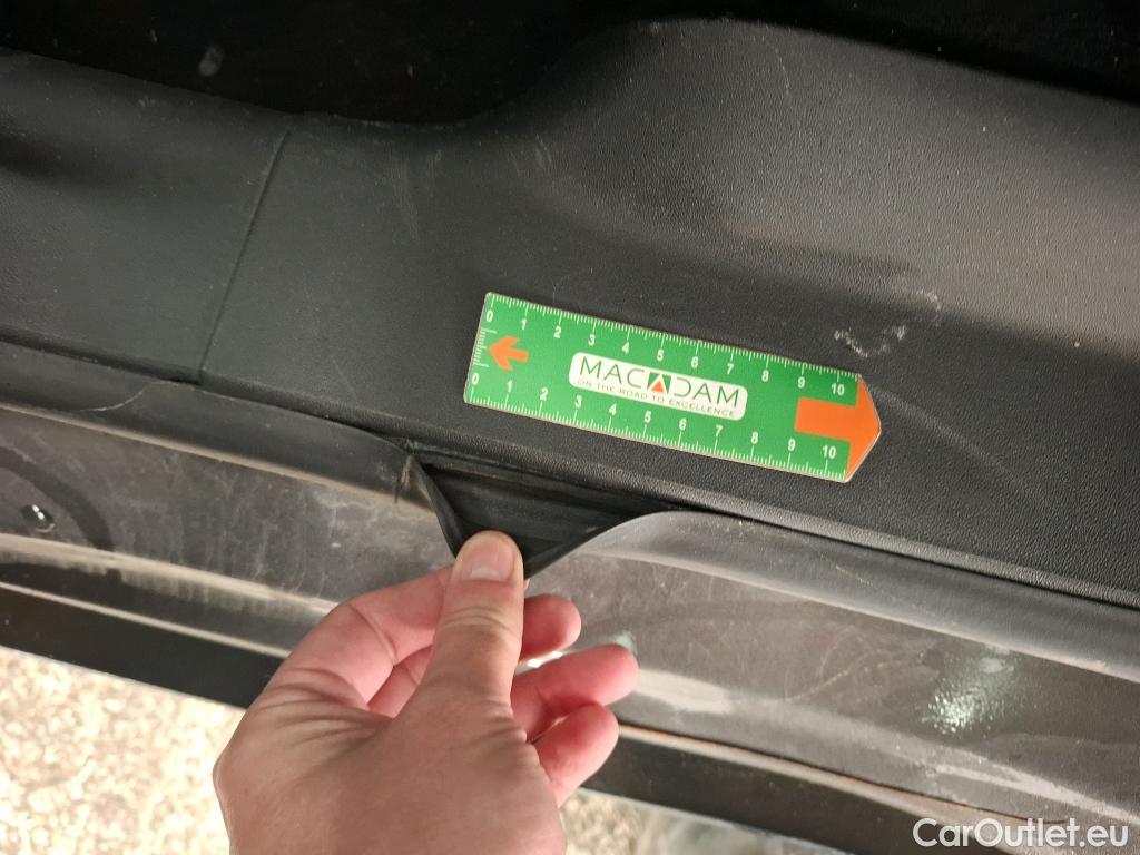  Peugeot  2008  Active Business 1.6 HDi 75CV BVM5 E6 #15