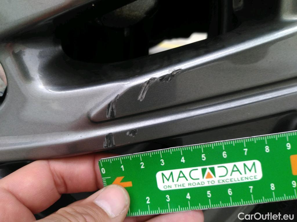  Peugeot  208  Active Pack 1.5 HDi 100CV BVM6 E6d #33