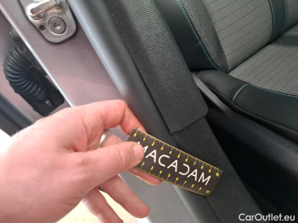  Peugeot  208  Allure Business 1.2 PureTech 100CV BVM6 E6d #9