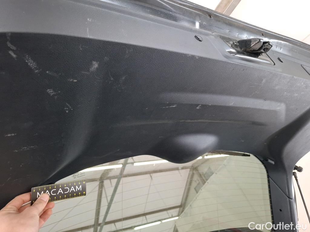  Nissan  Qashqai NISSAN  / 2017 / 5P / Crossover 1.3 DIG-T 140 Tekna #44