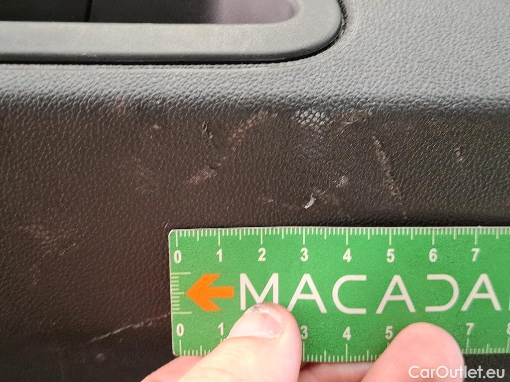  Opel   Grandland X Grandland X Elegance Business 1.5 130CV BVA8 E6d #14