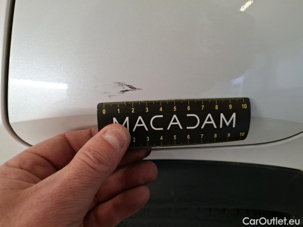  Peugeot  2008  Allure Pack 1.5 HDi 130CV BVA8 E6d #39