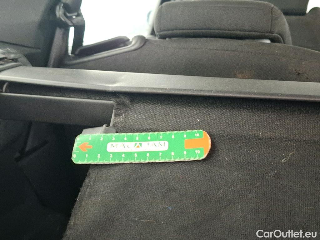  Peugeot  5008  Active Pack 1.5 HDi 130CV BVA8 7 Sieges E6d #15