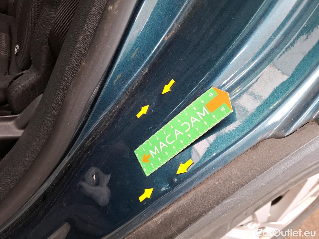  Peugeot  5008  Active Business 1.5 HDi 130CV BVA8 E6dT #9