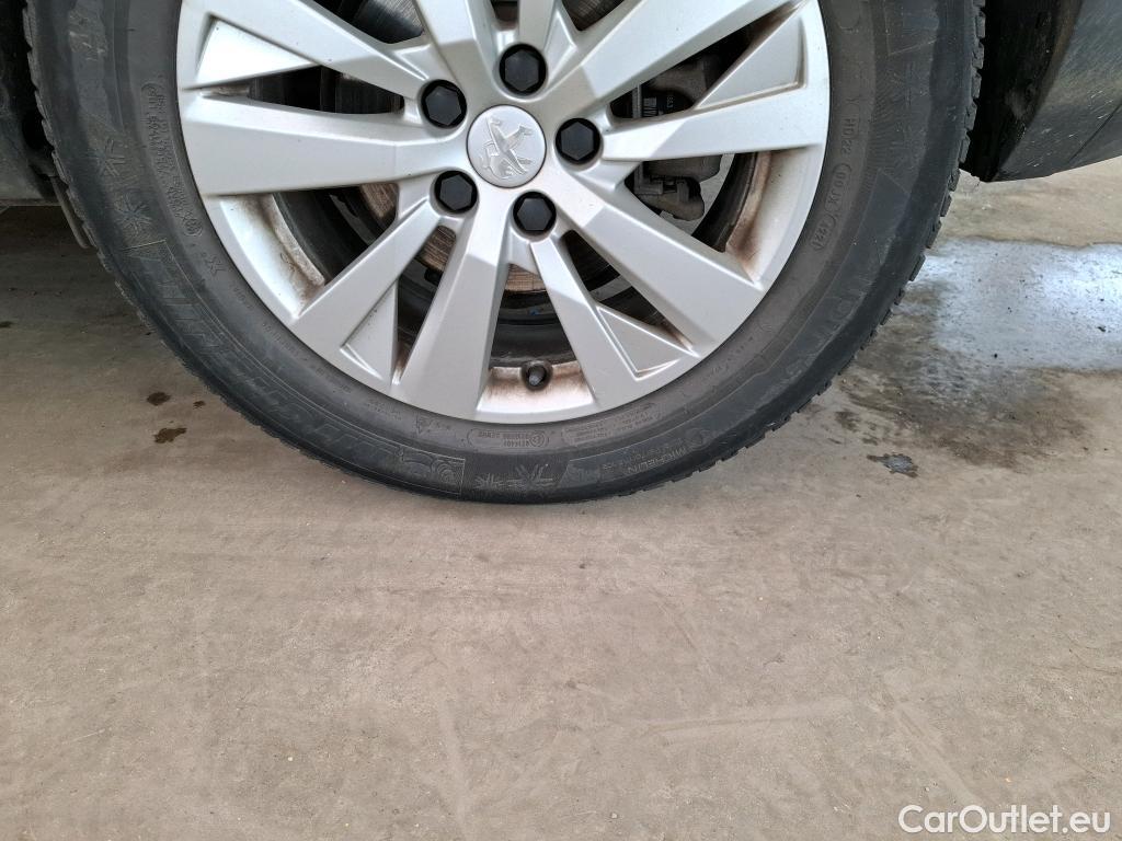  Peugeot  5008  Active Business 1.5 HDi 130CV BVA8 E6d #39