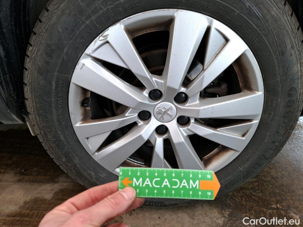  Peugeot  5008  Active Business 1.5 HDi 130CV BVA8 E6dT #16