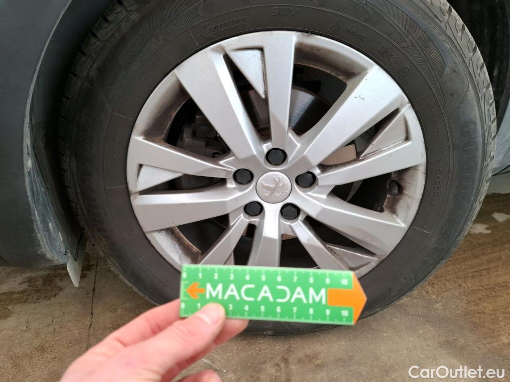  Peugeot  5008  Active Business 1.5 HDi 130CV BVA8 E6dT #12