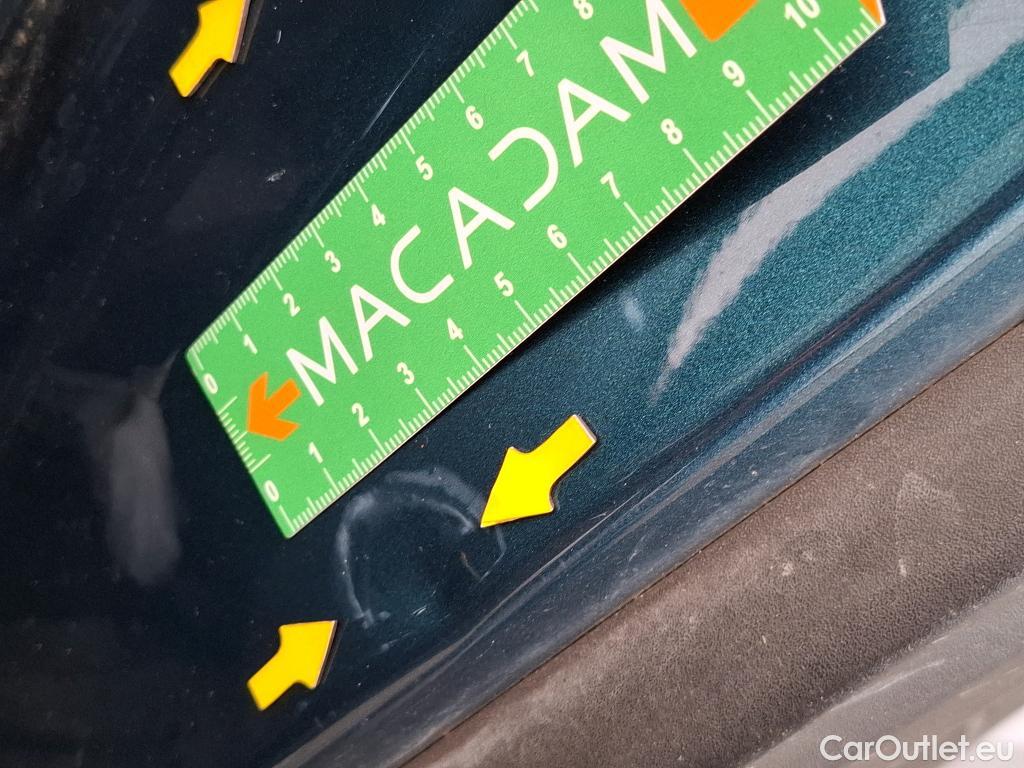  Peugeot  5008  Active Business 1.5 HDi 130CV BVA8 E6dT #10