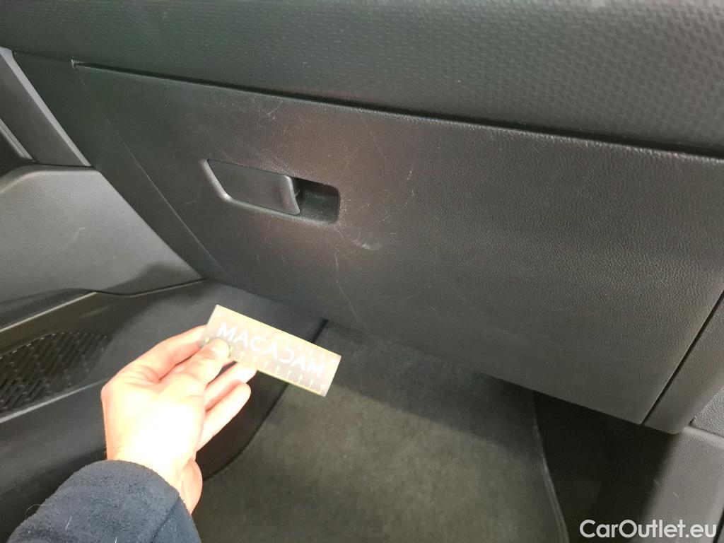  Renault  Clio  V Business 1.5 dCi 85CV BVM6 E6dT #17