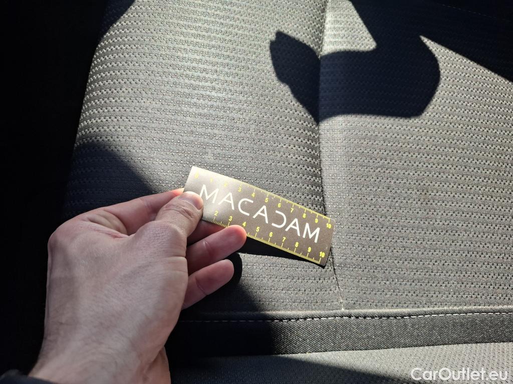  Renault  Megane  IV Berline 5pt. Business 1.5 dCi 115CV BVM6 E6d #46