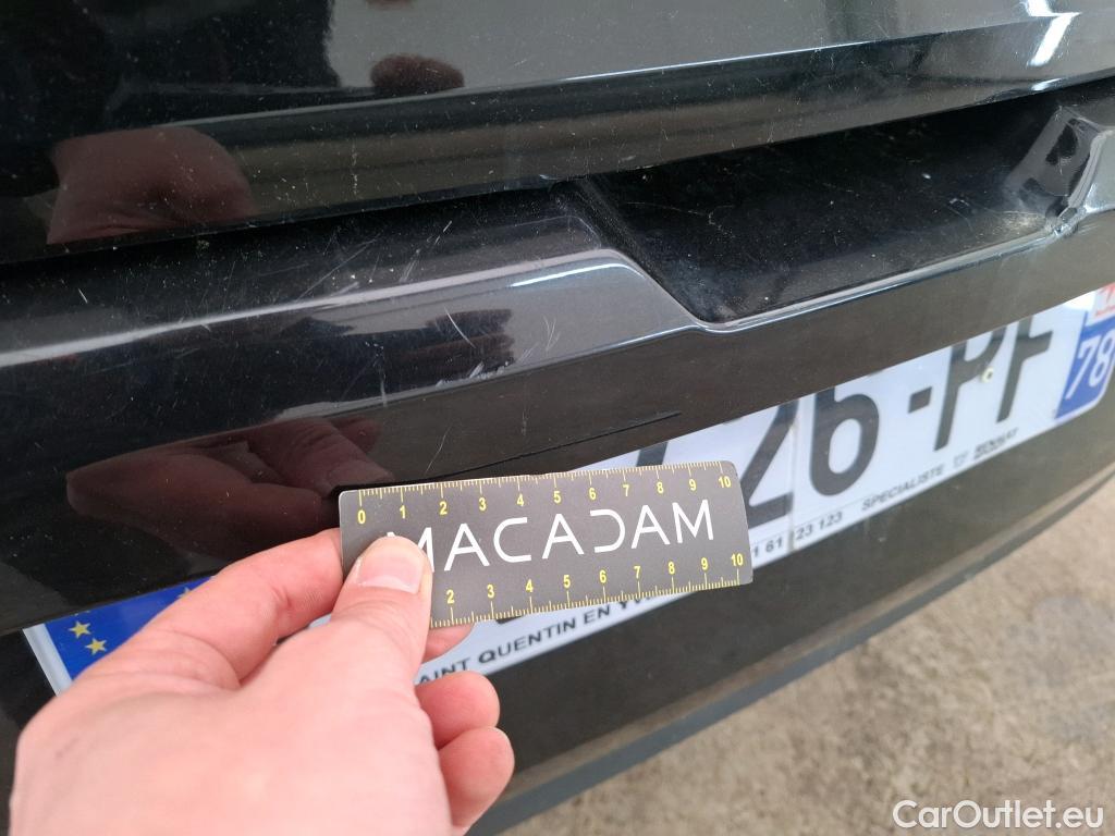  Renault  Megane  IV Berline 5pt. Business 1.5 dCi 115CV BVM6 E6d #15