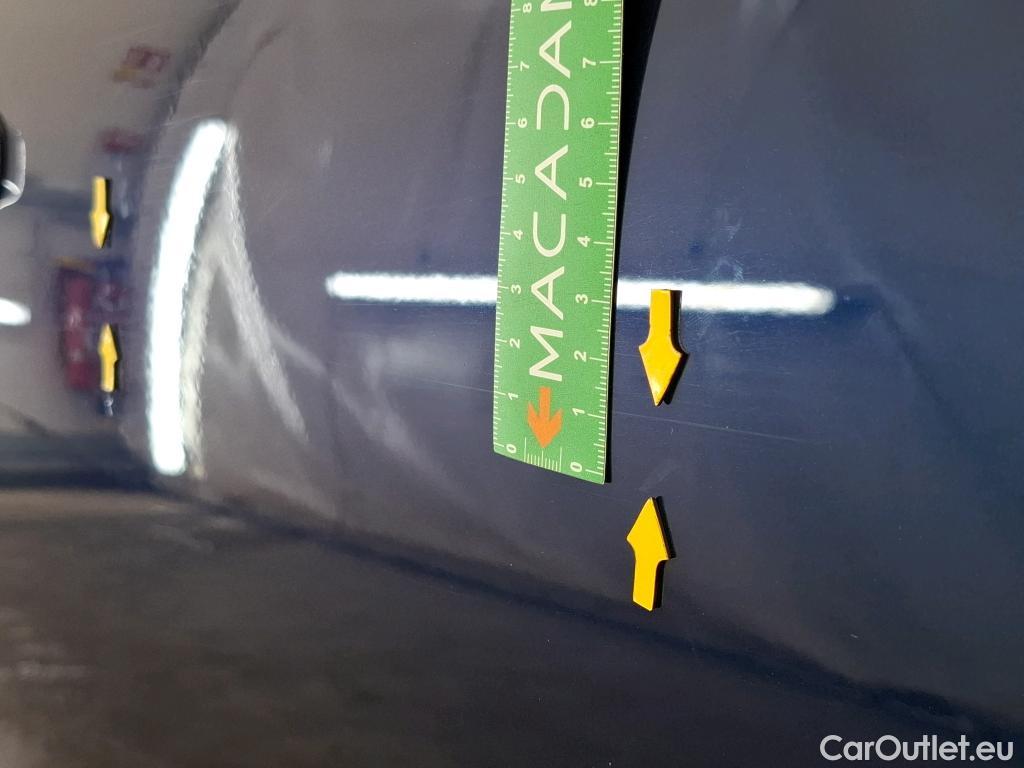  Renault  Megane  IV Berline 5pt. Business 1.5 dCi 115CV BVM6 E6dT #35