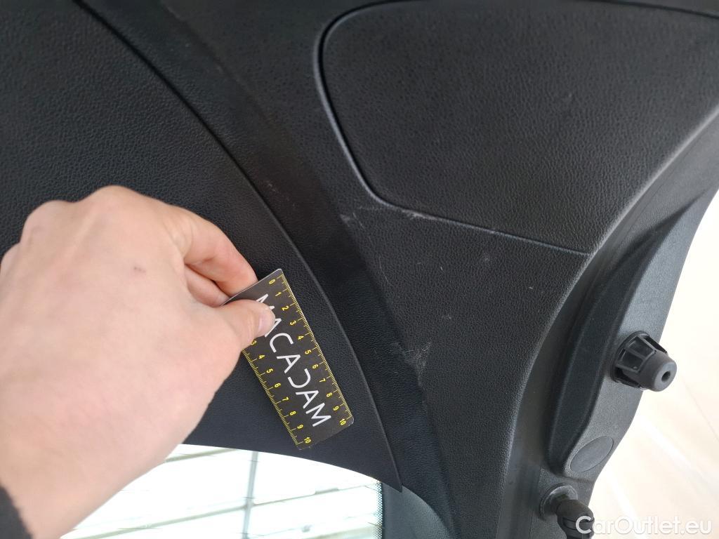  Renault  Megane  IV Berline 5pt. Business 1.5 dCi 115CV BVM6 E6d #38