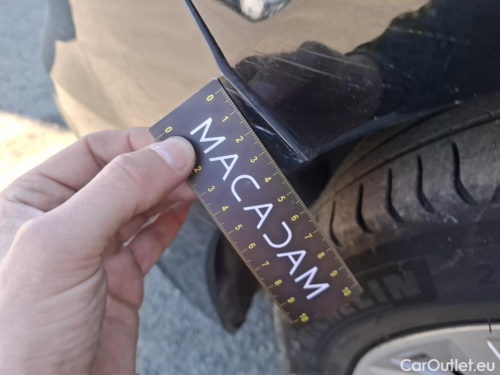  Renault  Megane  IV Berline 5pt. Business 1.5 dCi 115CV BVM6 E6d #9