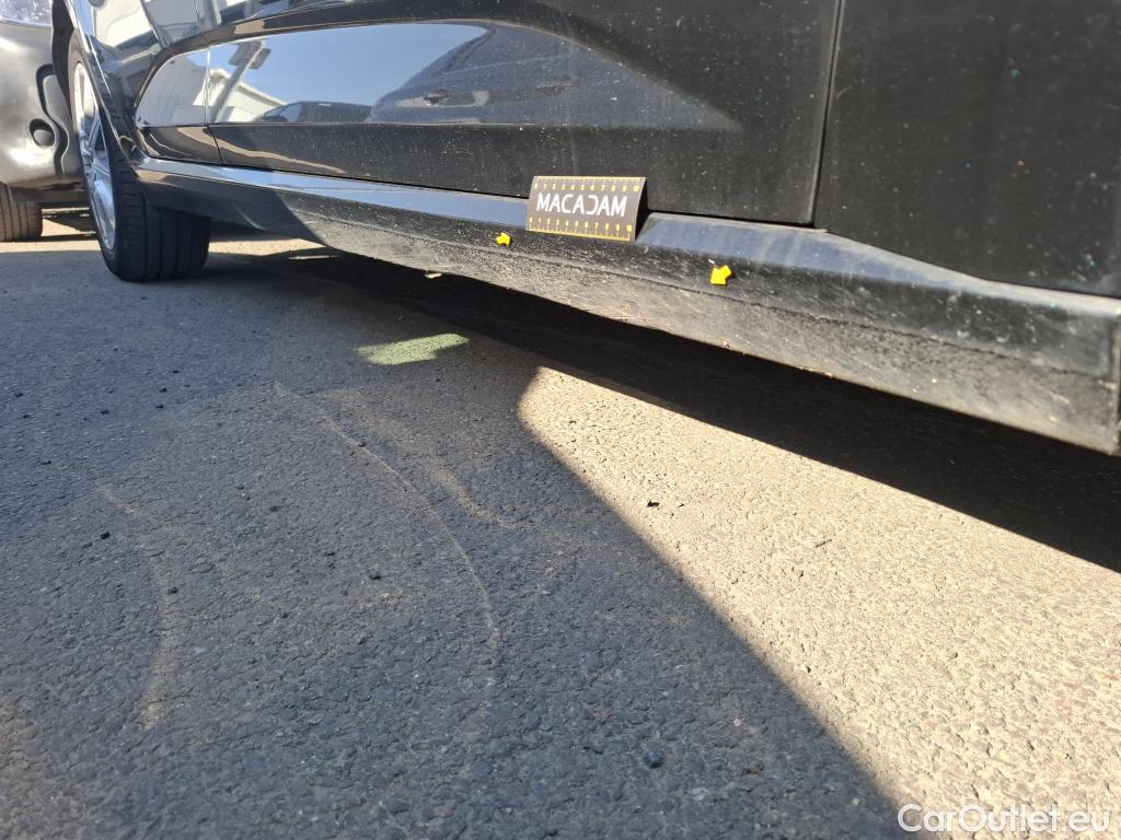  Renault  Megane  IV Berline 5pt. Business 1.5 dCi 115CV BVM6 E6d #27