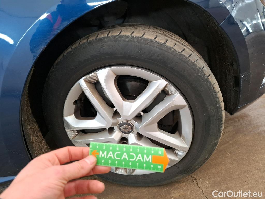  Renault  Megane  IV Berline 5pt. Business 1.5 dCi 115CV BVM6 E6dT #24