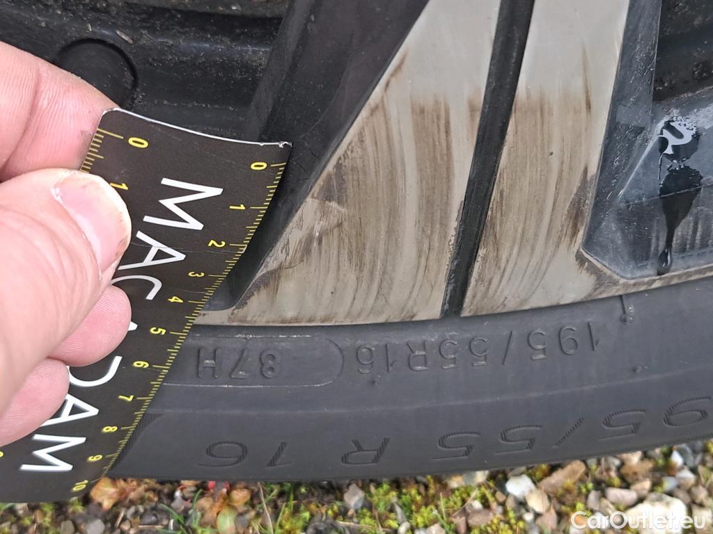  Renault  Clio  V Evolution 1.5 dCi 100CV BVM6 E6d #18