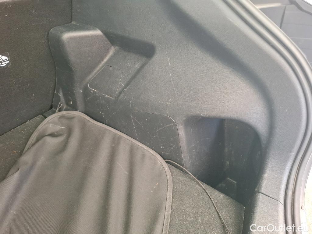  Toyota  Yaris Cross TOYOTA  Hybride / 2021 / 5P / SUV 1.5 HYBRID 116H DYNAMIC BUSINESS BEYOND #28