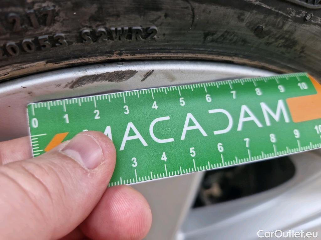  Toyota  Corolla TOYOTA  / 2018 / 5P / Berline Hybride 122h Dynamic Business Stage Acad #2