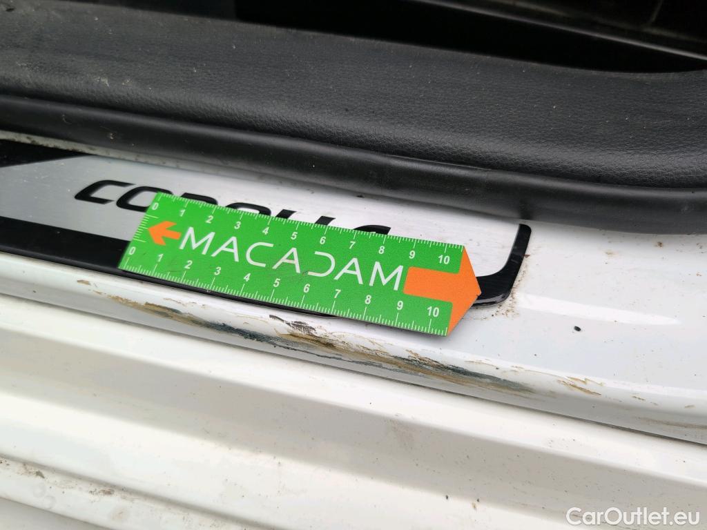  Toyota  Corolla TOYOTA  Touring Sports / 2018 / 5P / Break Hybride 122h Dynamic Business Beyond Zer #10