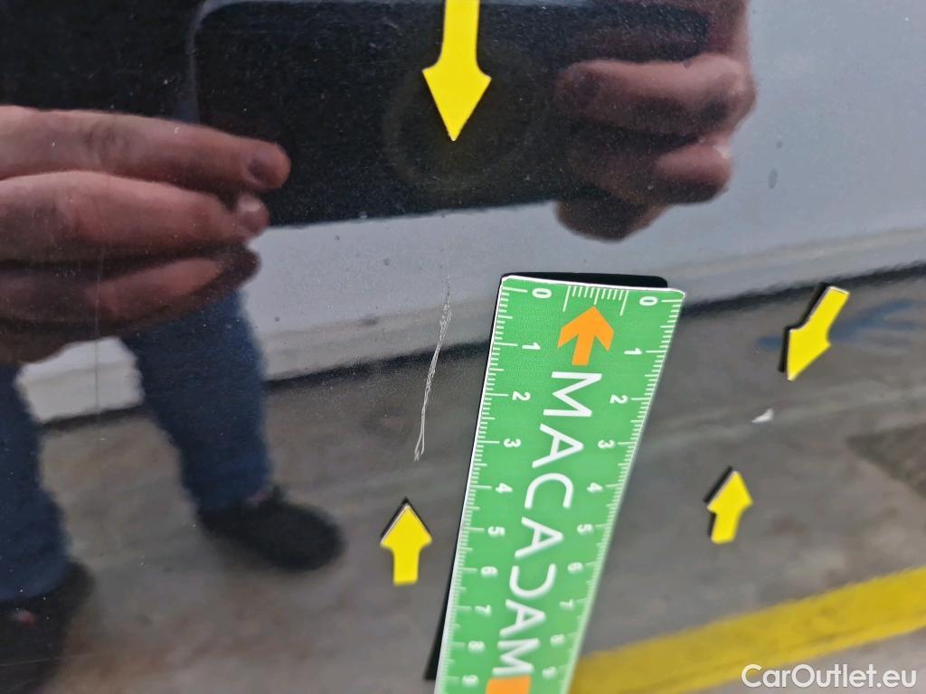  Toyota  Corolla TOYOTA  / 2018 / 5P / Berline Hybride 122h Dynamic Business Stage Acad #22