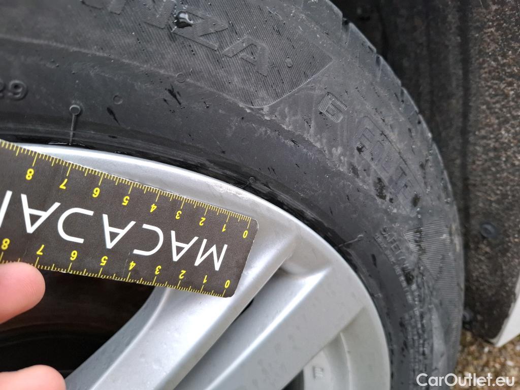  Toyota  Corolla TOYOTA  Touring Sports / 2018 / 5P / Break Hybride 122h Dynamic Business Beyond Zer #13