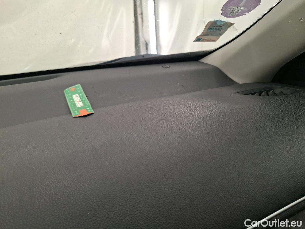  Toyota  Yaris Cross TOYOTA  Hybride / 2021 / 5P / SUV 1.5 HYBRID 116H DYNAMIC BUSINESS BEYOND #12