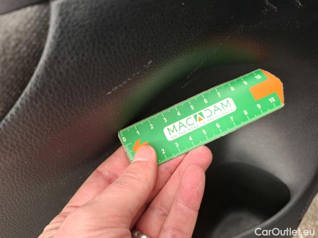  Toyota  Yaris Cross TOYOTA  Hybride / 2021 / 5P / SUV 1.5 HYBRID 116H DYNAMIC BUSINESS BEYOND #25