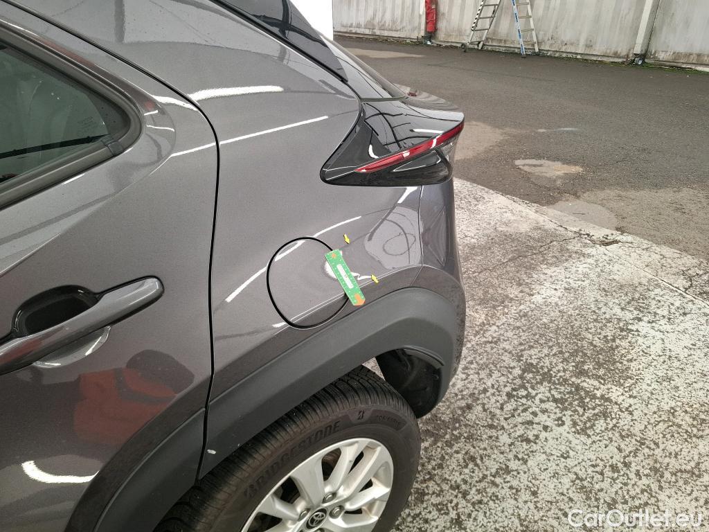  Toyota  Yaris Cross TOYOTA  Hybride / 2021 / 5P / SUV 1.5 HYBRID 116H DYNAMIC BUSINESS BEYOND #1