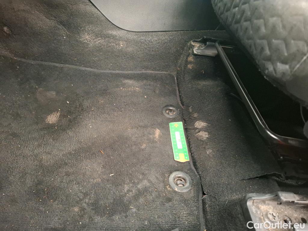  Toyota  Yaris Cross TOYOTA  Hybride / 2021 / 5P / SUV 1.5 HYBRID 116H DYNAMIC BUSINESS BEYOND #26