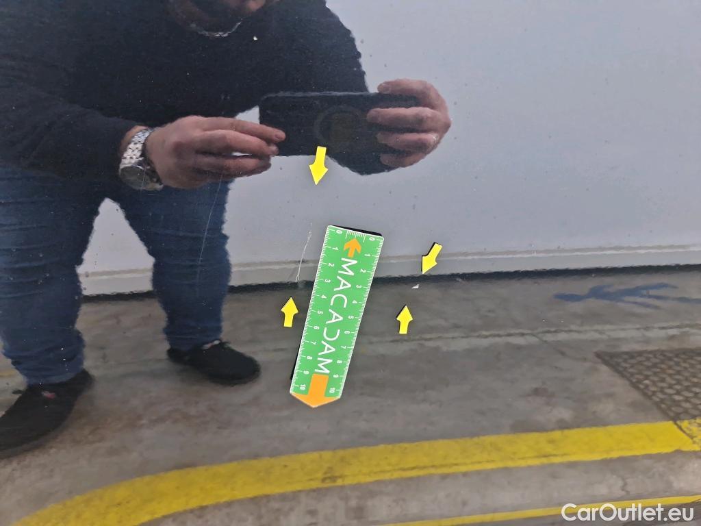  Toyota  Corolla TOYOTA  / 2018 / 5P / Berline Hybride 122h Dynamic Business Stage Acad #21